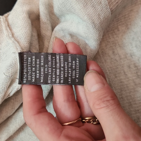 89th % Madison sleeveless gray tunic size medium - Picture 4 of 6